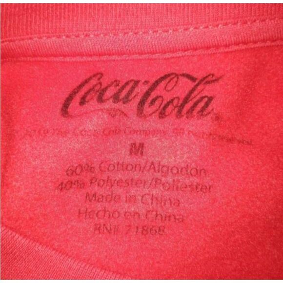 COCA-COLA RED CROP SWEATSHIRT SZ.M NWT. - Picture 3 of 5